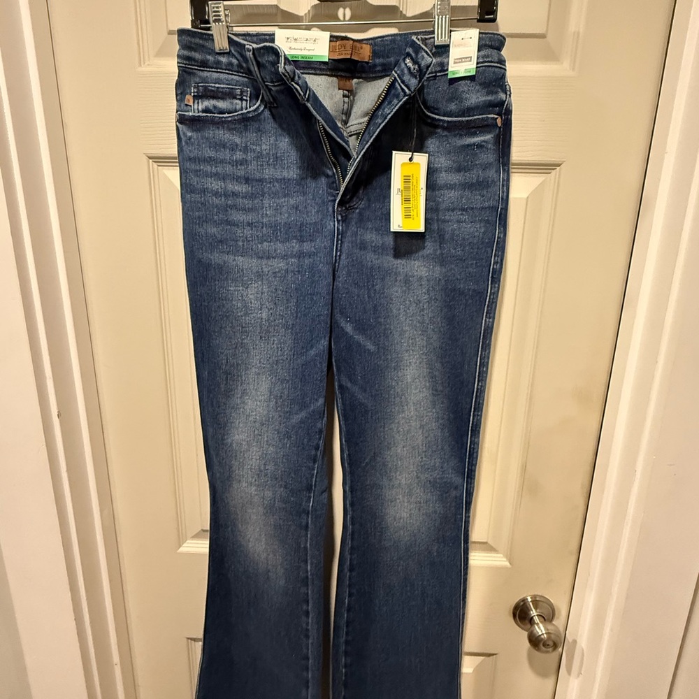 Judy Blue Sunset Trails Tummy Control Woman’s Jeans